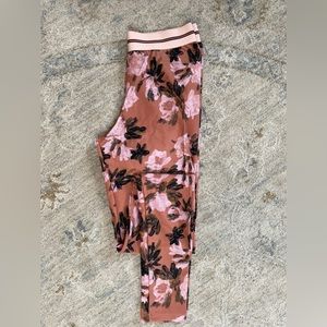 LOVE Stories Floral Pink and Red Varsity Leggings Women’s size Small